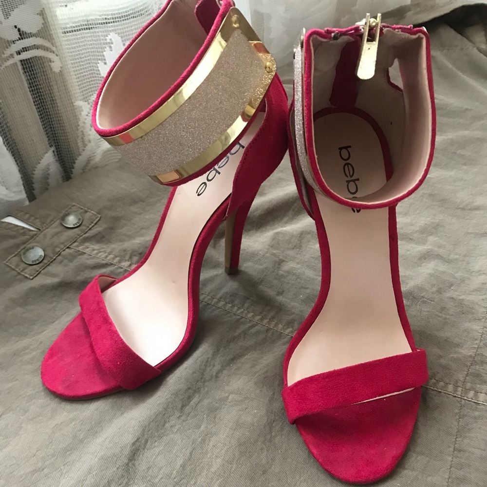 Bebe hot pink suede ankle cuff/strap in gold tone metal shoes. Used once. Sz 7